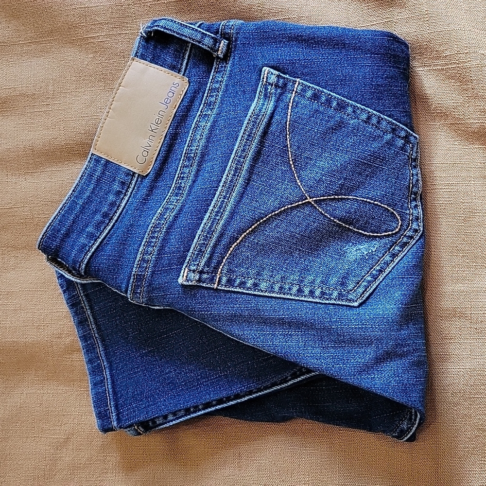 New/worn once Calvin Klein Capri jeans